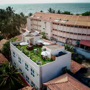 Hotel Blue Water Boutique Negombo